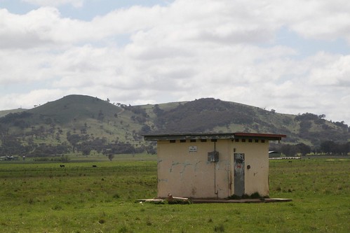 PMG repeater hut beside the Barton Highway at Wallaroo, NSW