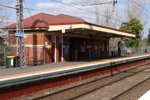 Station building on Newmarket platform 1