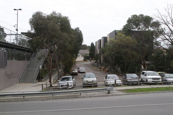 Dirt car park on the northern side of Laburnum station